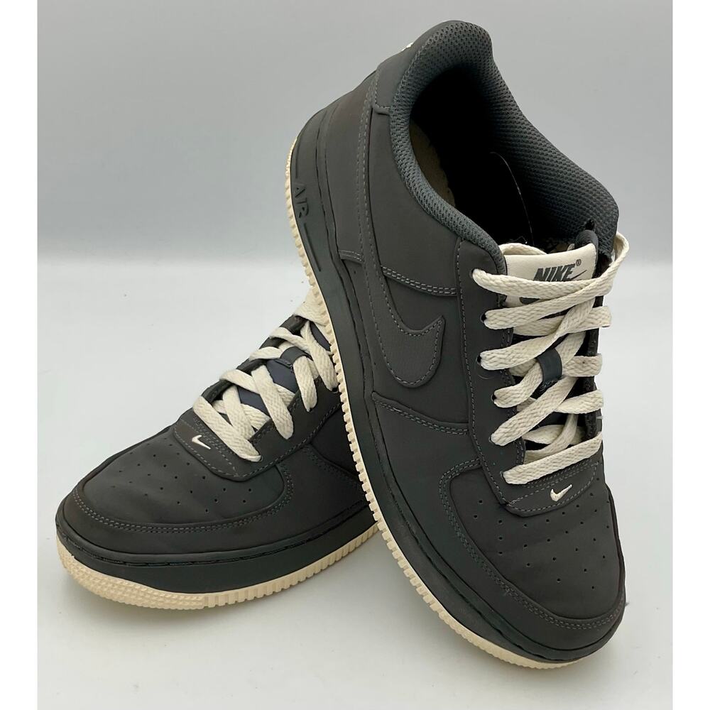Air Force 1 'Dark Grey' 596728-030 Size 6.5 #227 - Picture 4 of 8